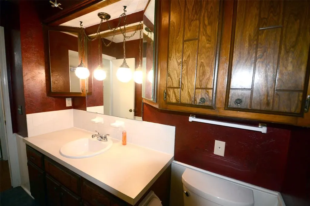 Photo 23 — 1224 NW 6th Place, Moore, OK 73170