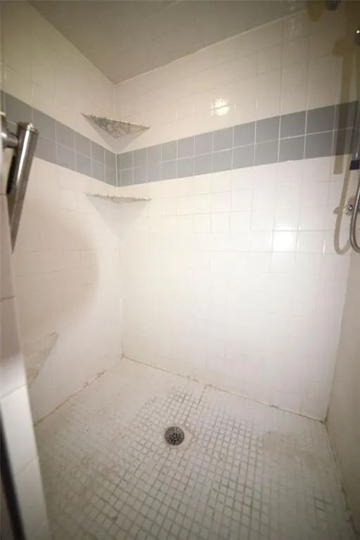Photo 33 — 1224 NW 6th Place, Moore, OK 73170
