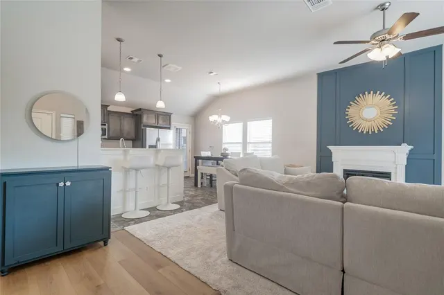 Photo 3 — 18536 Abierto Drive, Edmond, OK 73012