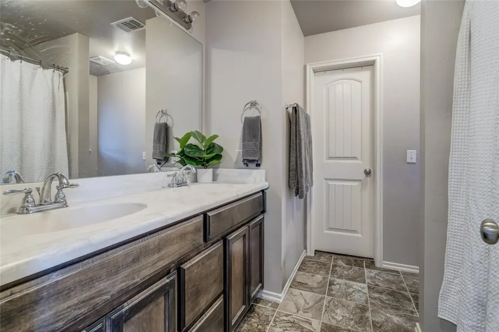 Photo 20 — 18536 Abierto Drive, Edmond, OK 73012