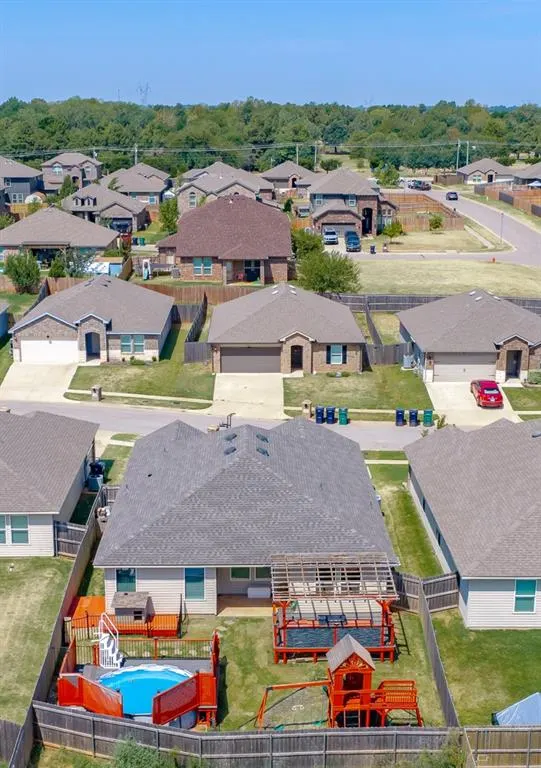 Photo 10 — 3508 Furrow Drive, Yukon, OK 73099