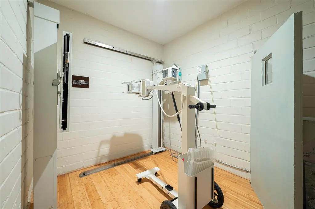 Photo 18 — 231 E Gray Street, Norman, OK 73069