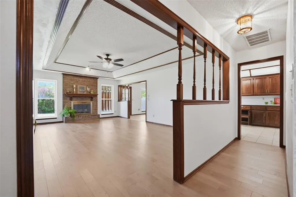 Photo 3 — 10141 S Land Avenue, Oklahoma City, OK 73159
