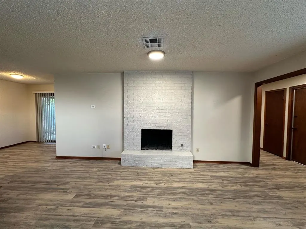 Photo 15 — 517 Peppertree Lane, Midwest City, OK 73110