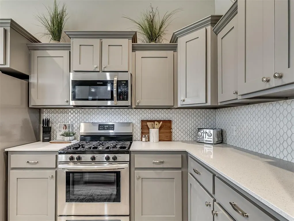 Photo 14 — 16028 Mendoza Drive, Edmond, OK 73013
