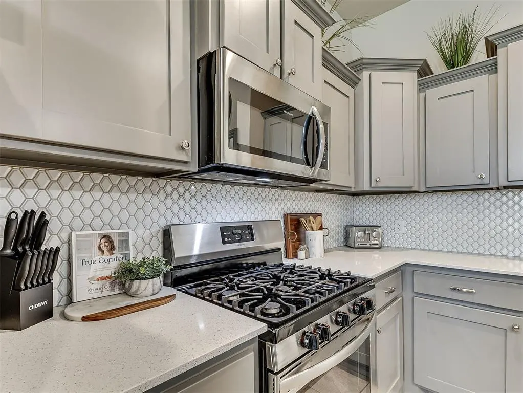 Photo 16 — 16028 Mendoza Drive, Edmond, OK 73013