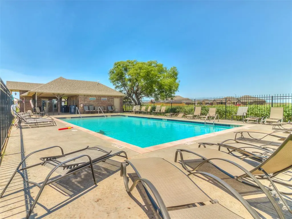 Photo 41 — 16028 Mendoza Drive, Edmond, OK 73013