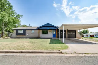 Sold home at 786 NW 1st Street