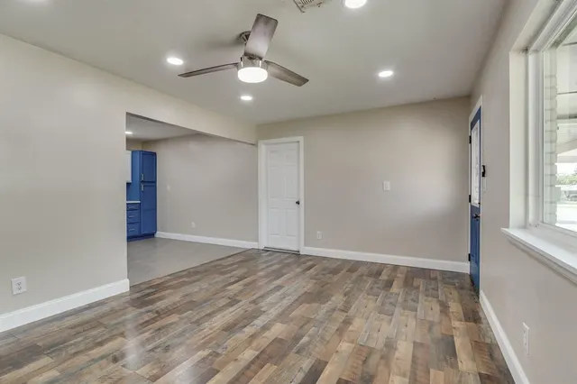 Photo 5 — 786 NW 1st Street, Moore, OK 73160