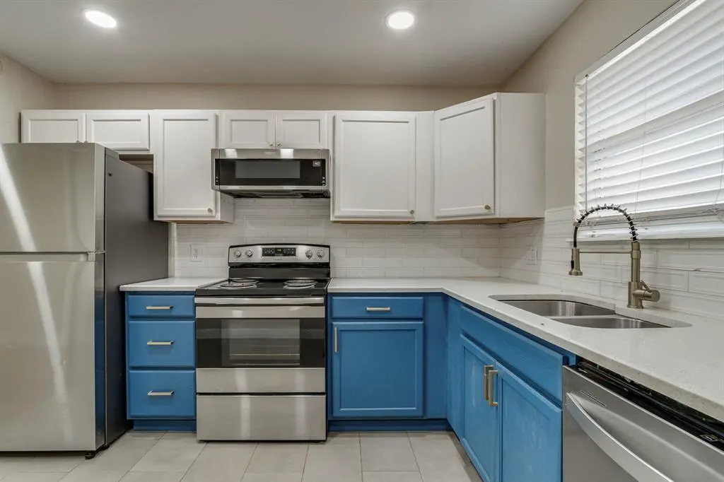 Photo 8 — 786 NW 1st Street, Moore, OK 73160