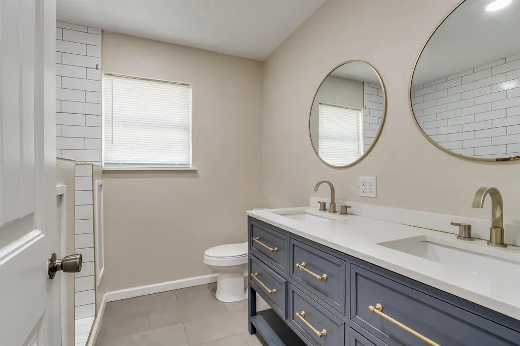 Photo 16 — 786 NW 1st Street, Moore, OK 73160
