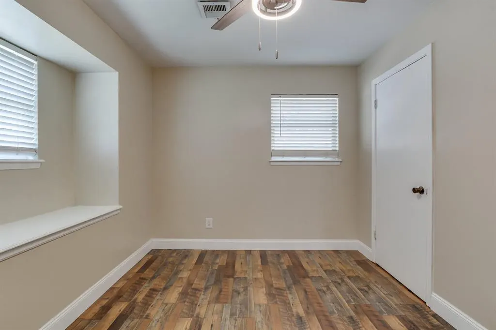 Photo 22 — 786 NW 1st Street, Moore, OK 73160