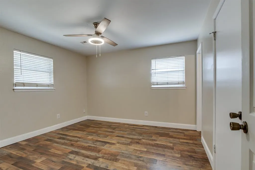 Photo 25 — 786 NW 1st Street, Moore, OK 73160