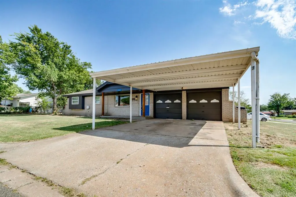 Photo 37 — 786 NW 1st Street, Moore, OK 73160
