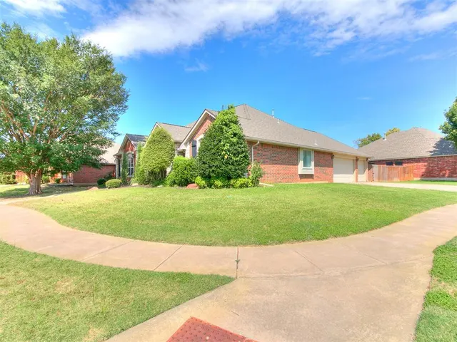 Photo 3 — 3120 Troon Street, Norman, OK 73072