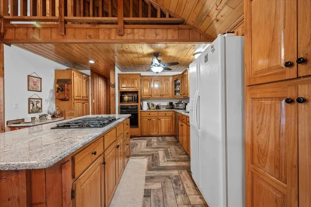 Photo 8 — 536 Coon Creek Loop, Broken Bow, OK 74728