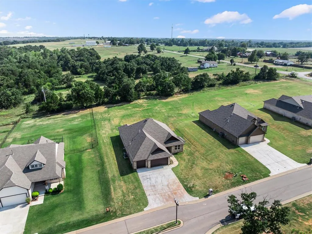 Photo 49 — 201 Canyon Creek Lane, Guthrie, OK 73044