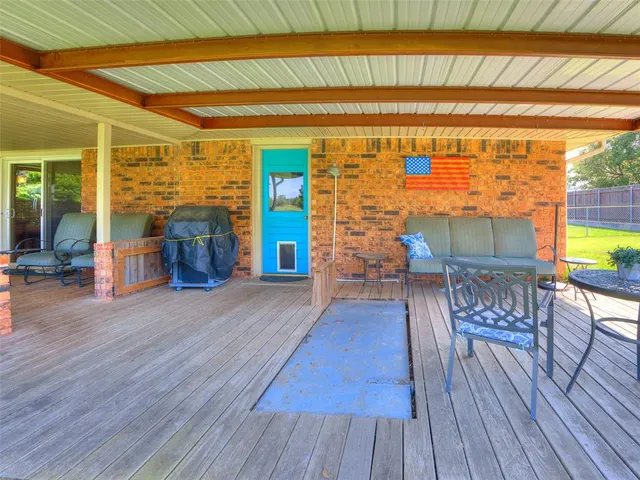 Photo 4 — 19865 NE 10th Street, Harrah, OK 73045