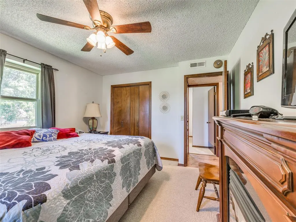 Photo 27 — 19865 NE 10th Street, Harrah, OK 73045
