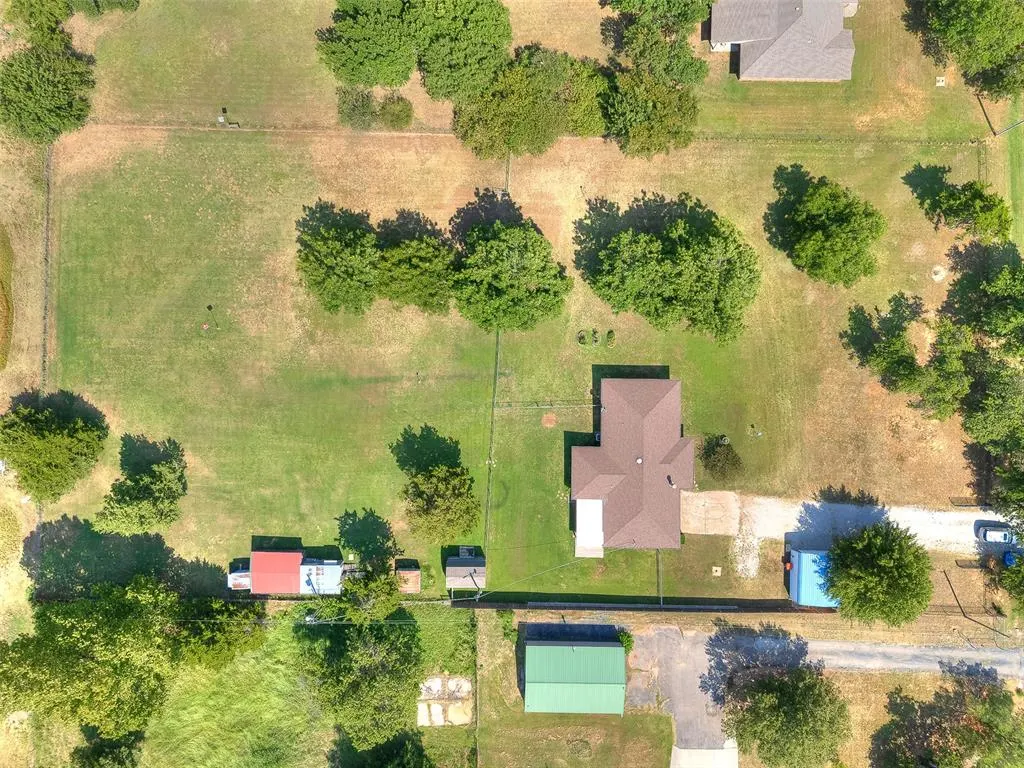 Photo 37 — 19865 NE 10th Street, Harrah, OK 73045