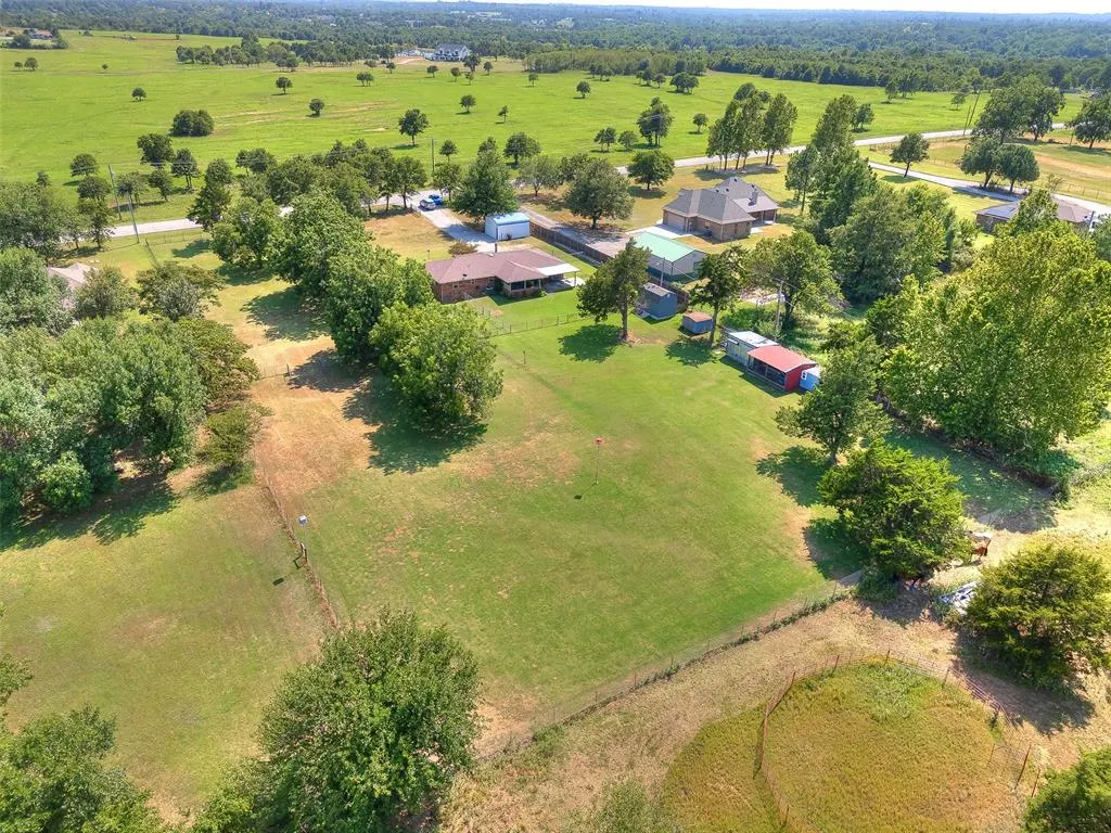 Photo 40 — 19865 NE 10th Street, Harrah, OK 73045