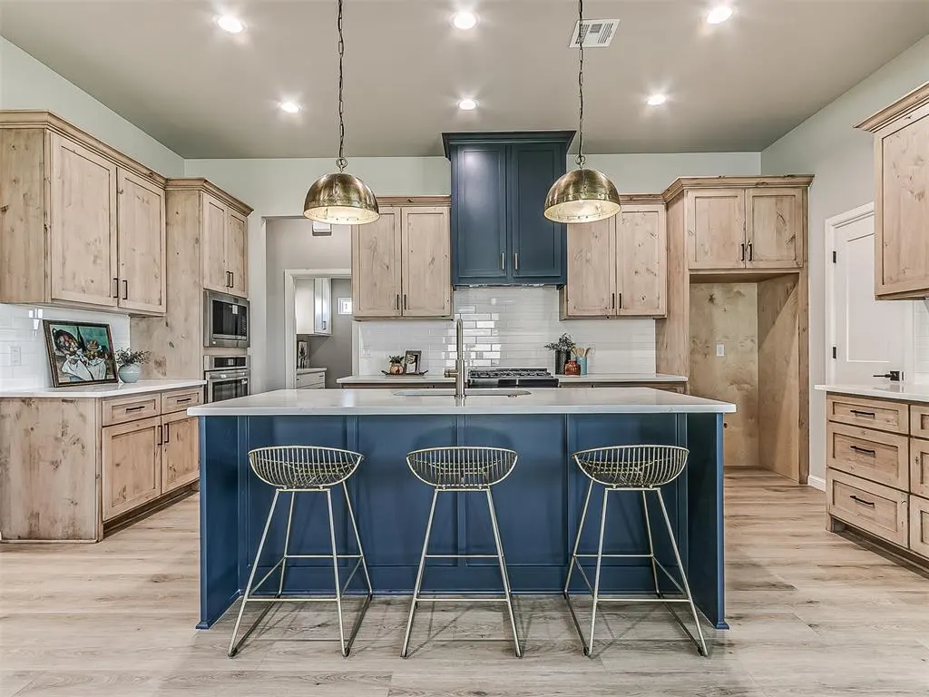 Photo 10 — 29763 Jade Street, Cashion, OK 73016