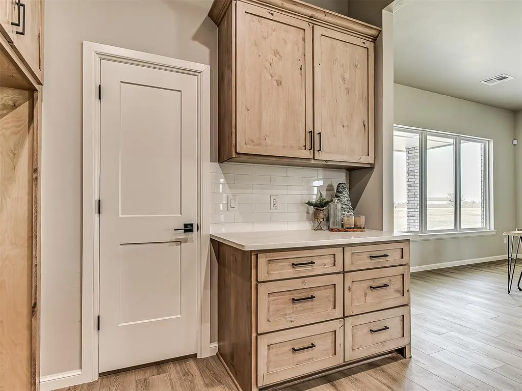 Photo 13 — 29763 Jade Street, Cashion, OK 73016