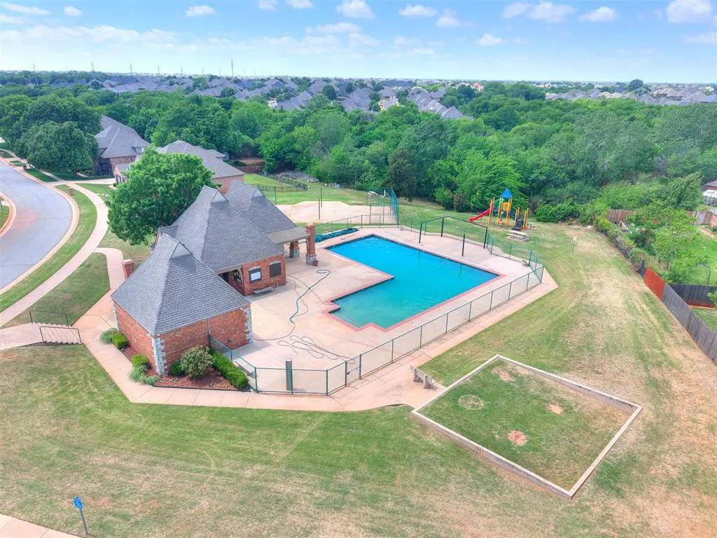 Photo 49 — 1309 NW 196th Street, Edmond, OK 73012