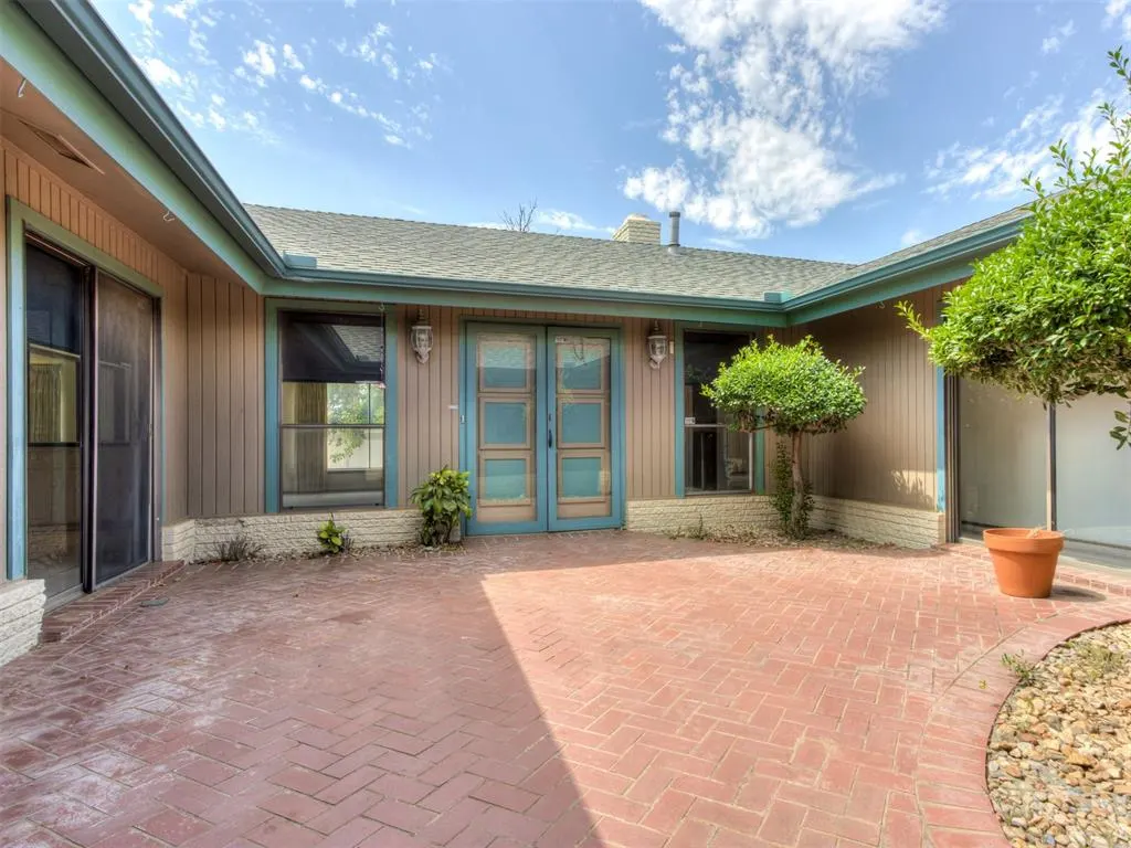 Photo 3 — 6606 NW 95th Street, Oklahoma City, OK 73162
