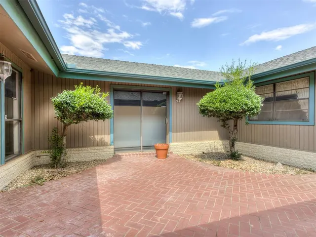 Photo 4 — 6606 NW 95th Street, Oklahoma City, OK 73162