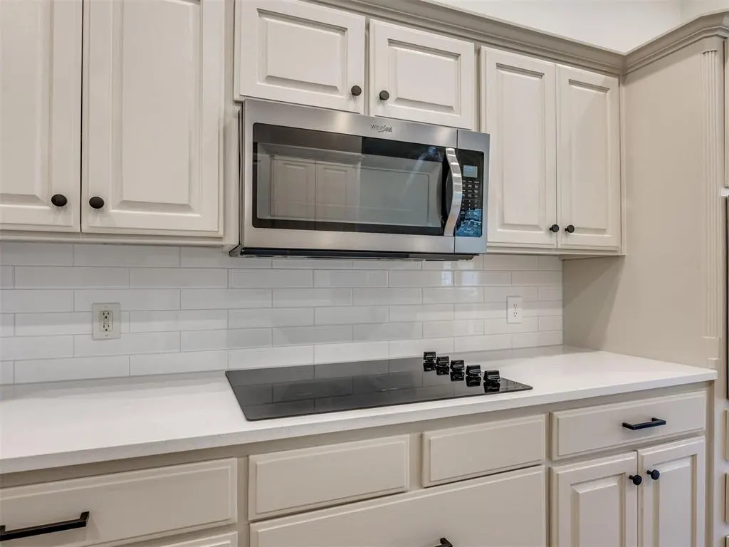 Photo 17 — 2901 Danielle Terrace, Moore, OK 73160