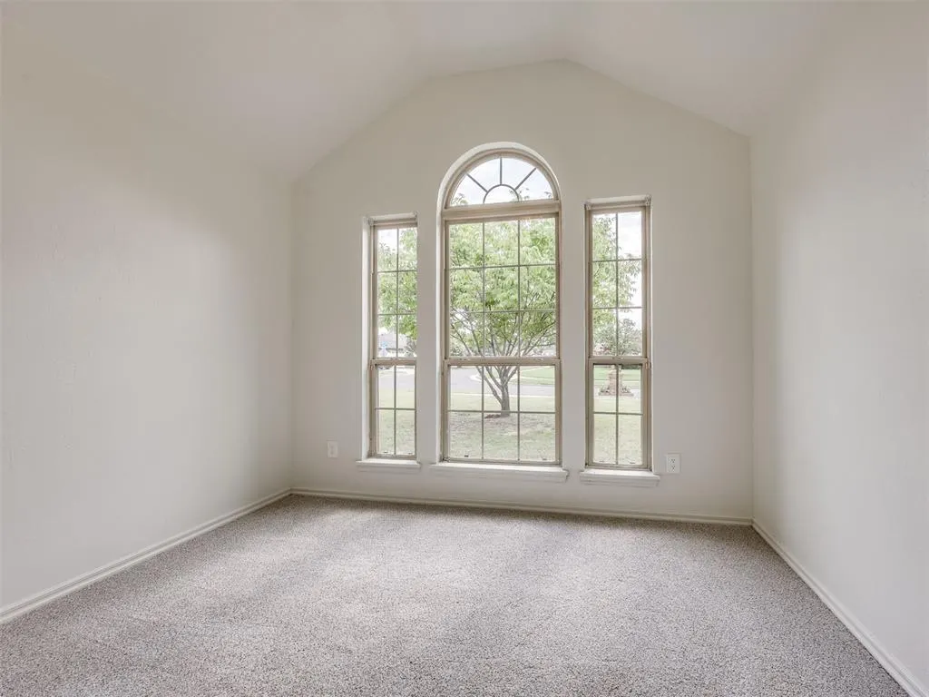 Photo 29 — 2901 Danielle Terrace, Moore, OK 73160