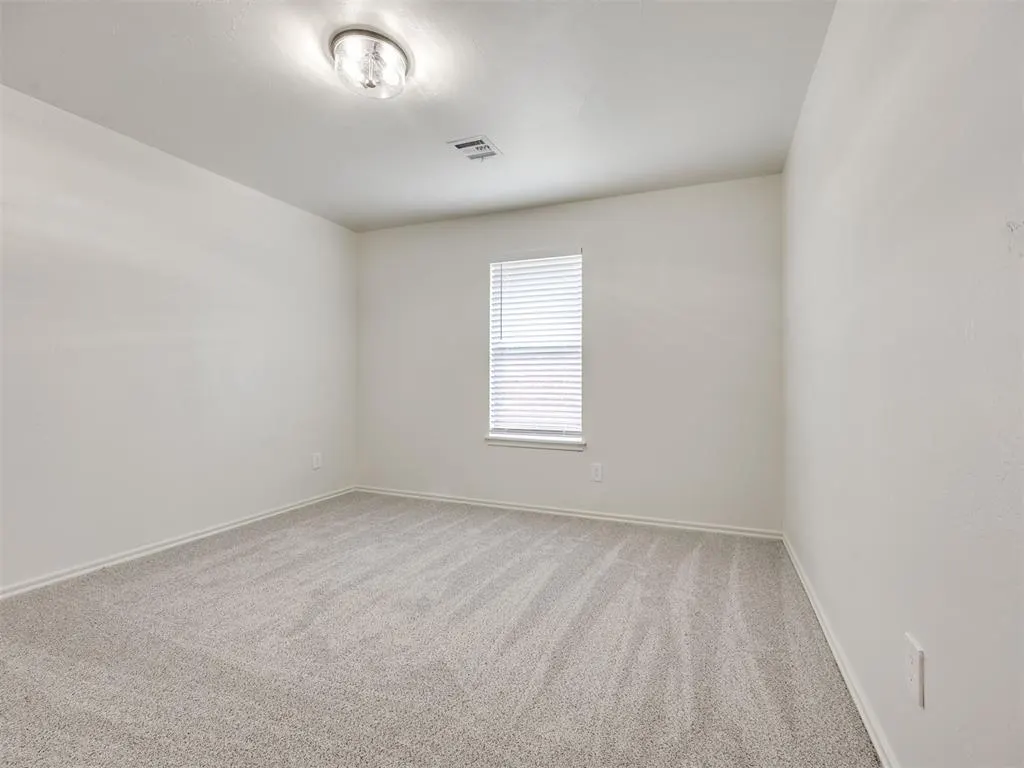 Photo 38 — 2901 Danielle Terrace, Moore, OK 73160