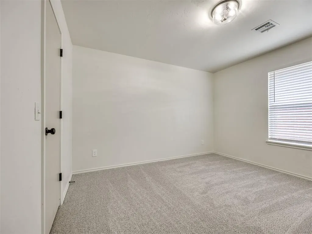 Photo 39 — 2901 Danielle Terrace, Moore, OK 73160