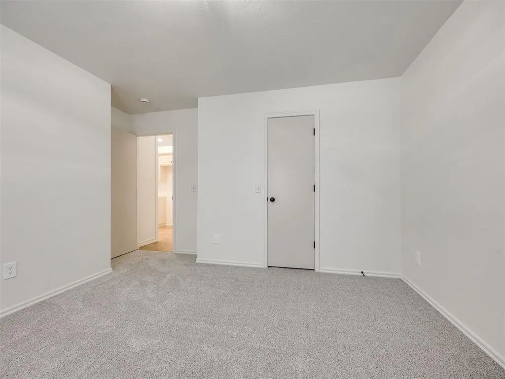 Photo 40 — 2901 Danielle Terrace, Moore, OK 73160