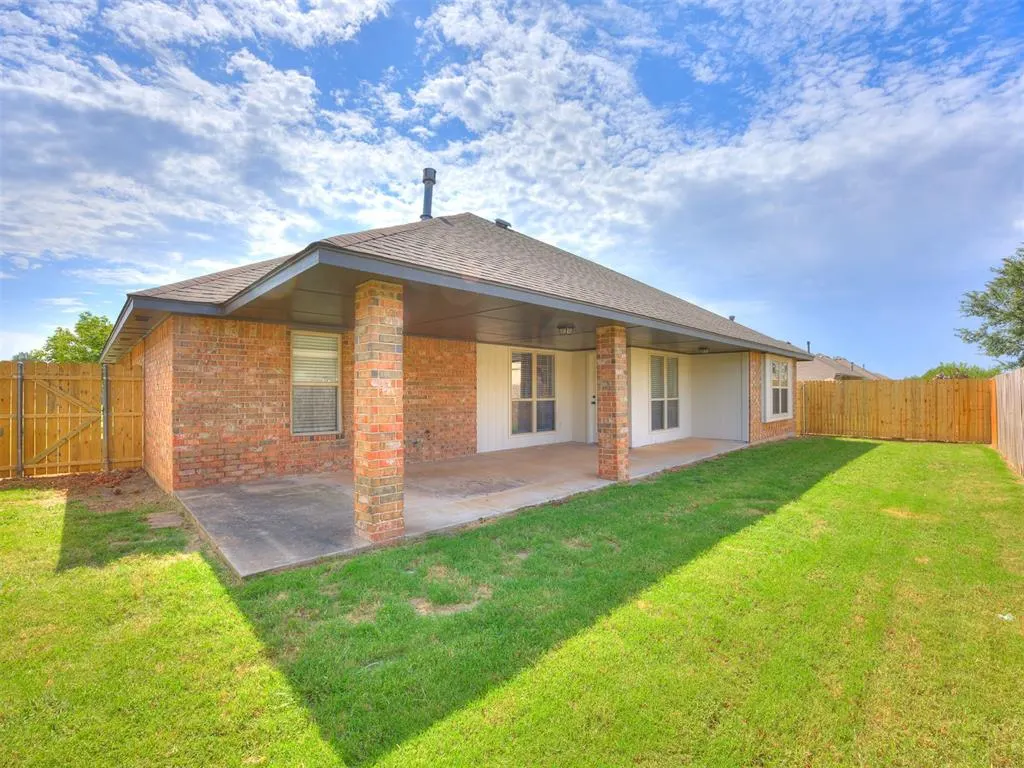 Photo 43 — 2901 Danielle Terrace, Moore, OK 73160