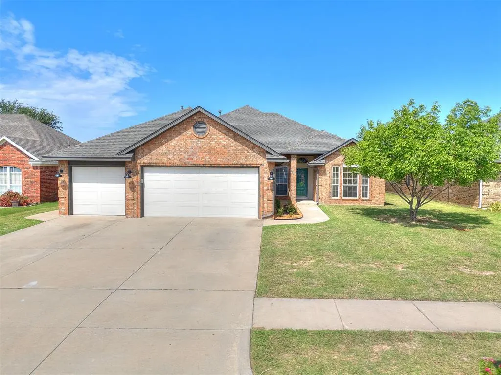 Photo 49 — 2901 Danielle Terrace, Moore, OK 73160