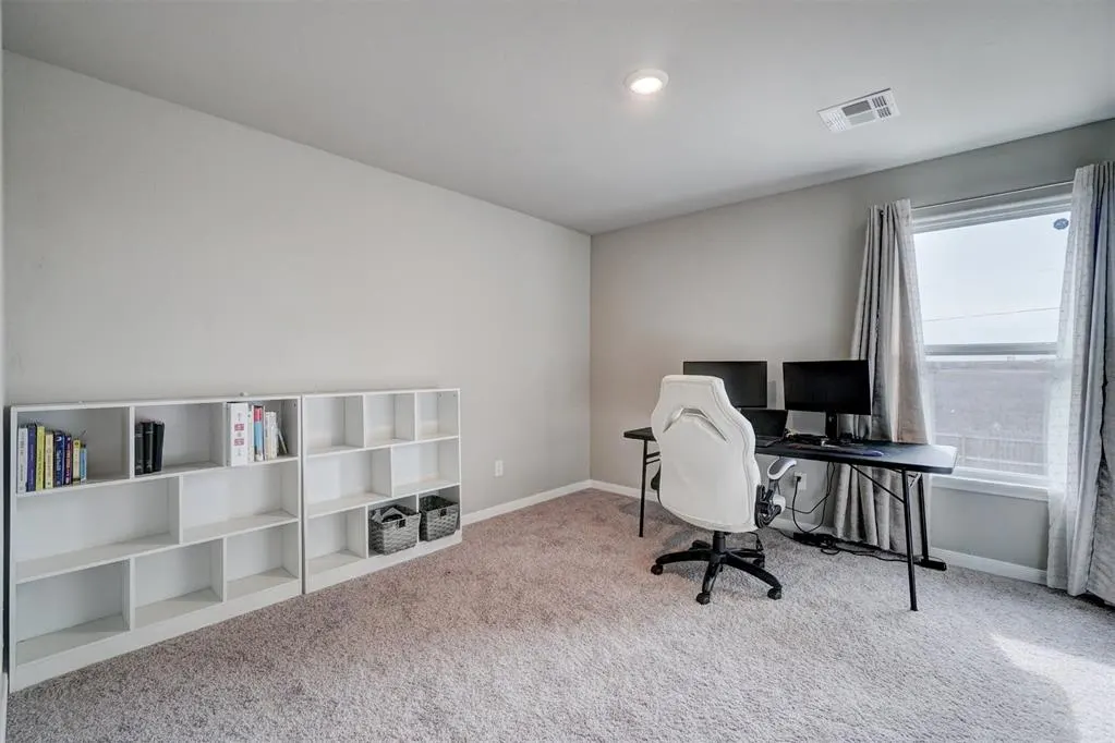 Photo 6 — 2517 Scarlet Lane, El Reno, OK 73036