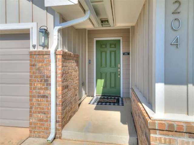 Photo 4 — 9204 Anaum Lane, Yukon, OK 73099