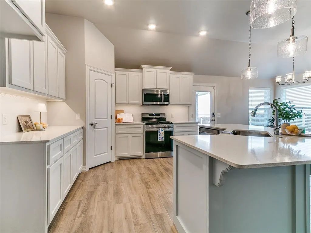 Photo 11 — 9204 Anaum Lane, Yukon, OK 73099
