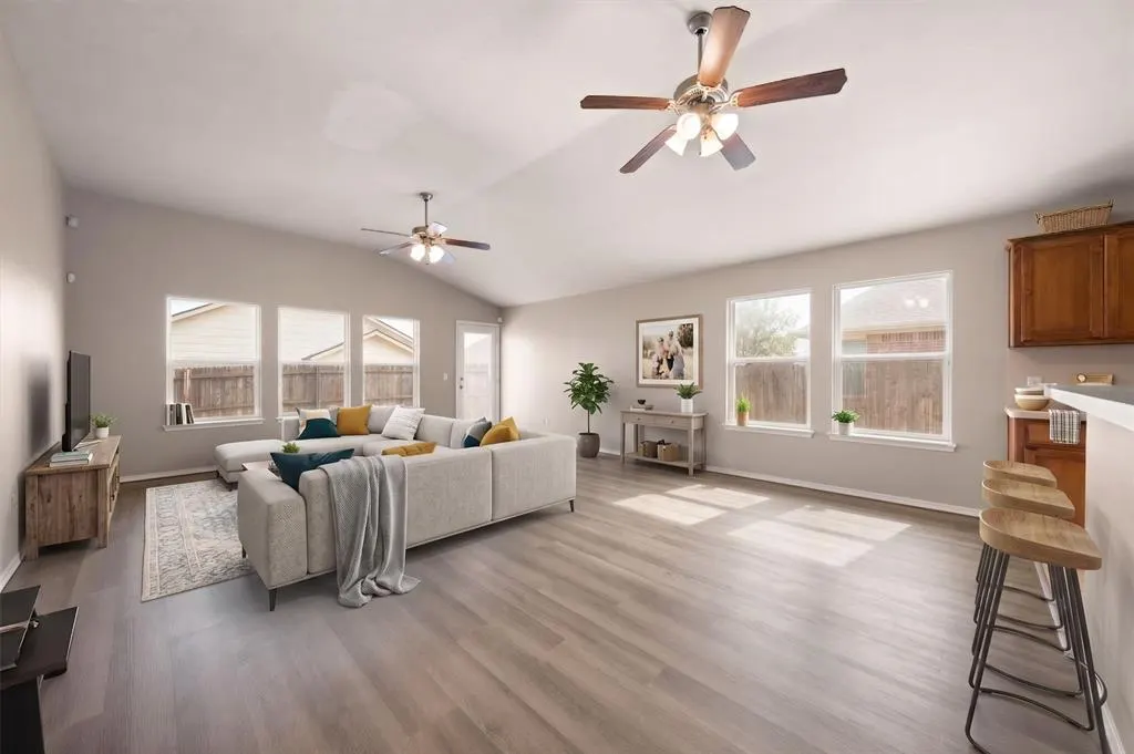 Photo 3 — 2829 NW 182nd Street, Edmond, OK 73012
