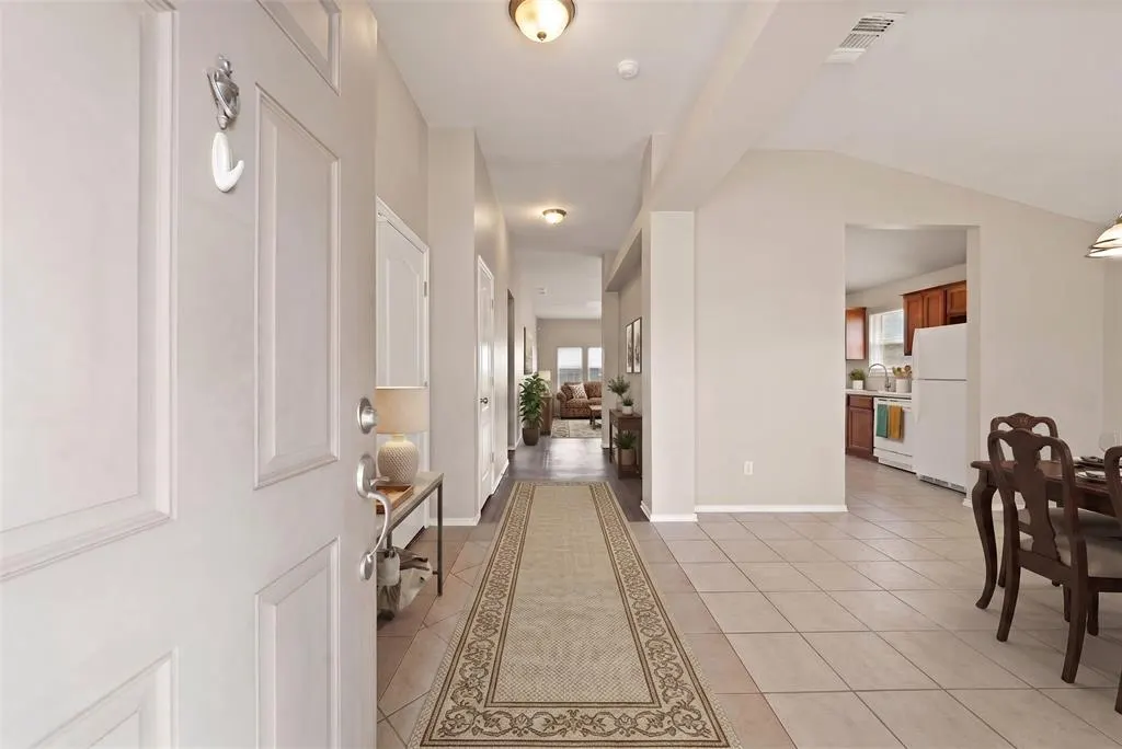 Photo 2 — 2829 NW 182nd Street, Edmond, OK 73012