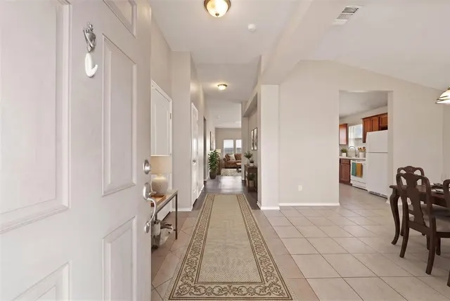 Photo 2 — 2829 NW 182nd Street, Edmond, OK 73012