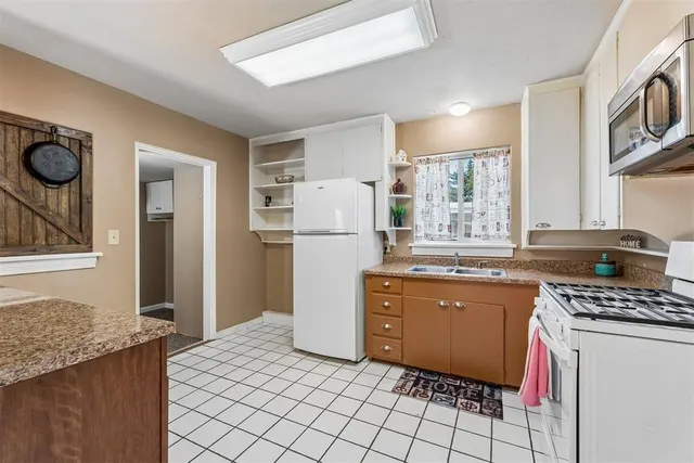 Photo 6 — 417 S Grand Street, Crescent, OK 73028