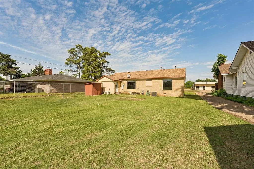 Photo 45 — 417 S Grand Street, Crescent, OK 73028