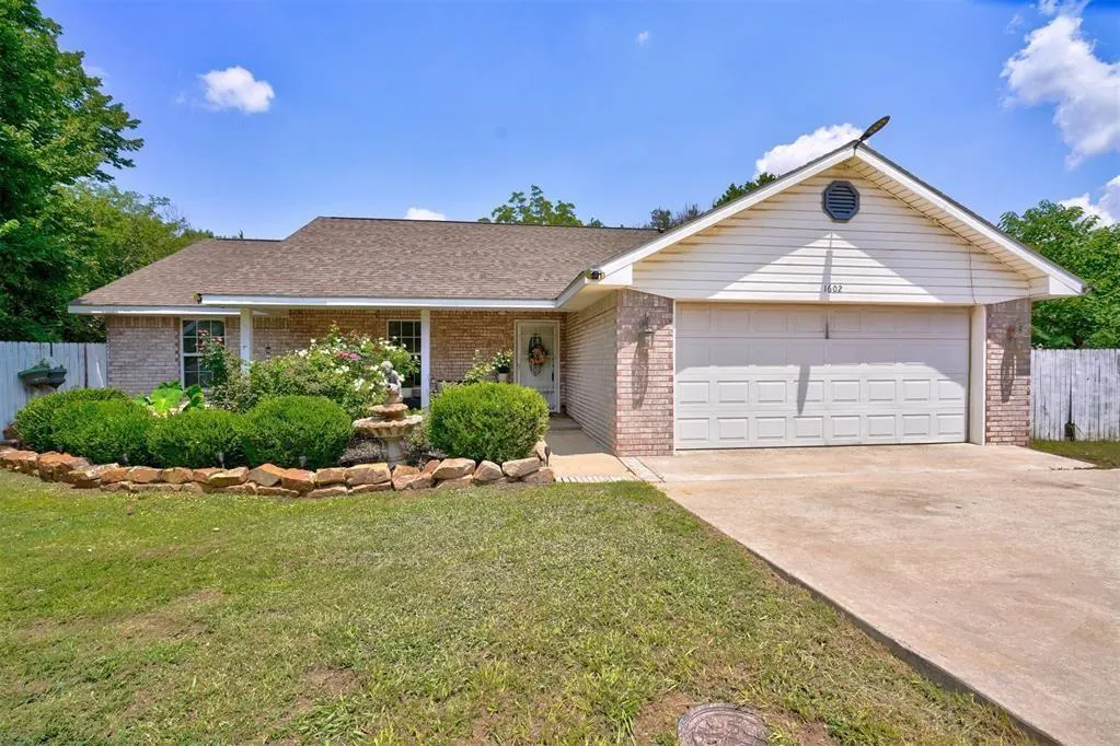 Front exterior — 1602 Boren Boulevard, Seminole, OK 74868