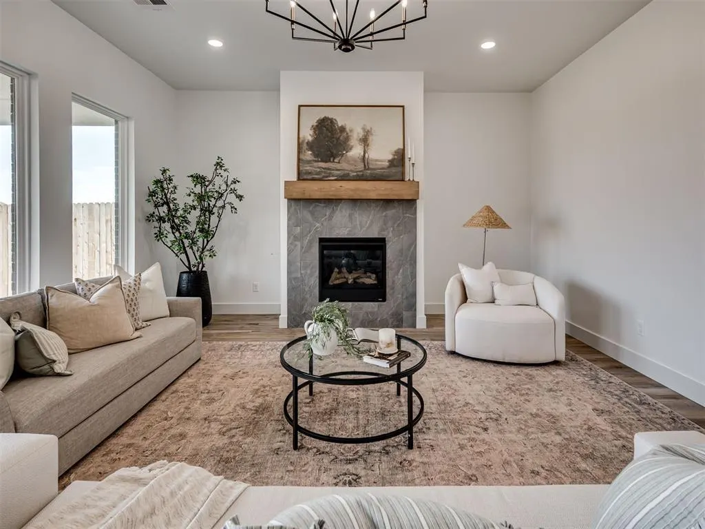 Photo 7 — 16105 Navarra Way, Oklahoma City, OK 73170