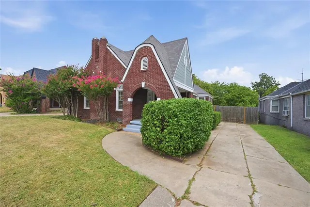 Photo 2 — 937 NE 20th Street, Oklahoma City, OK 73105