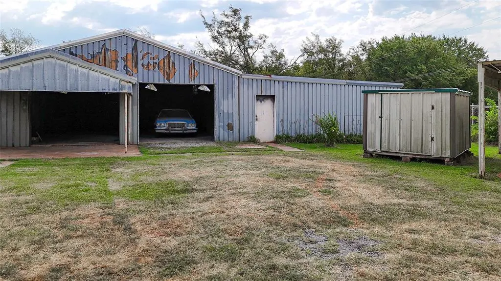 Photo 38 — 334169 E 1010 Road, Harrah, OK 73045