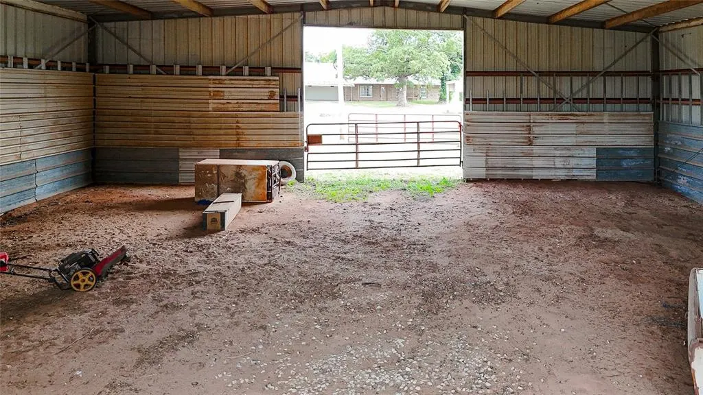 Photo 42 — 334169 E 1010 Road, Harrah, OK 73045
